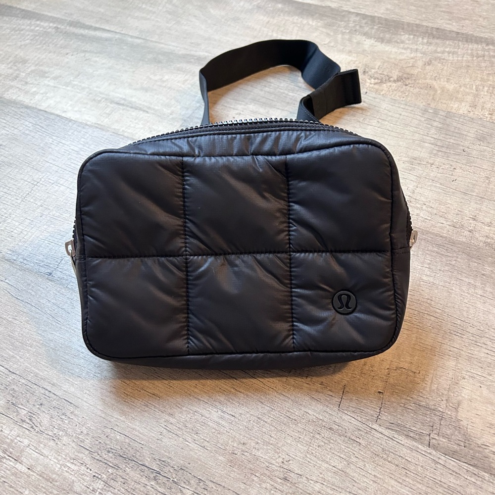 NWOT lululemon Quilted Grid Belt Bag 1.5L in BLK